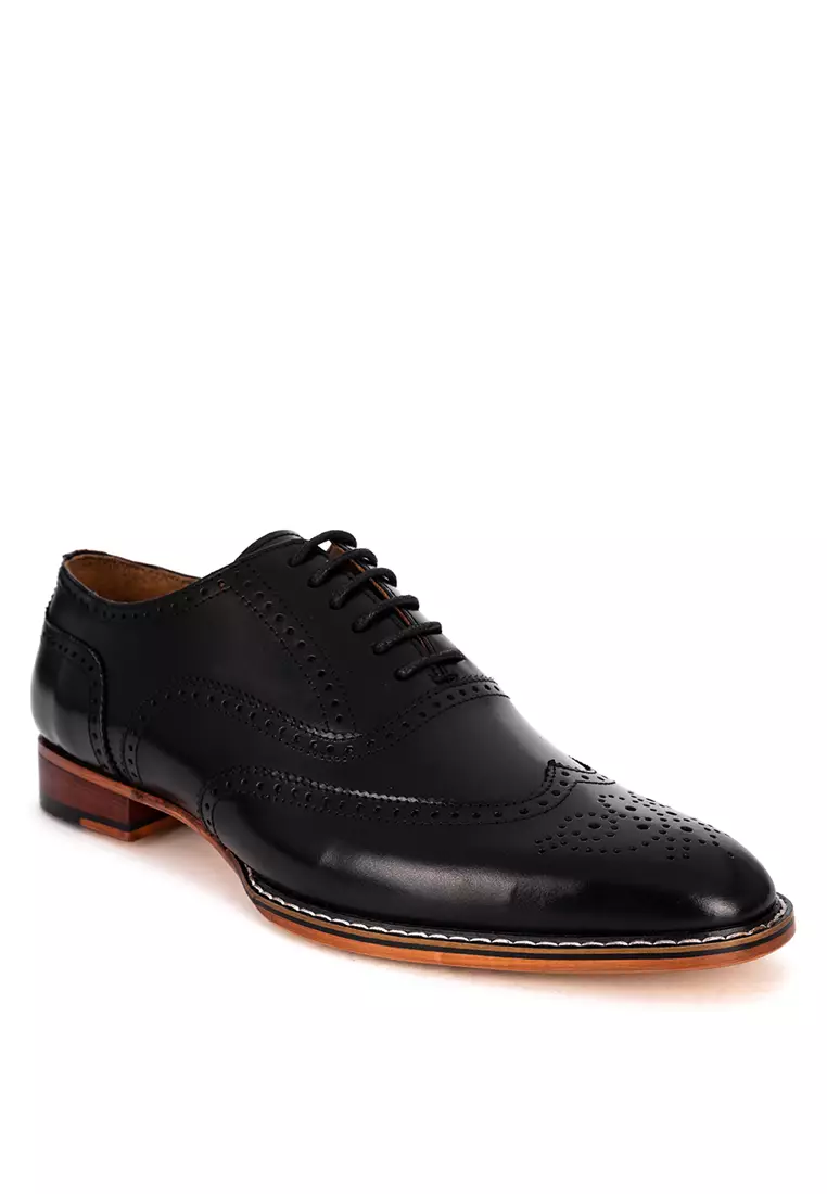 Discount on Bristol Shoes  shoes - SKU: Becham Black Wingtip Oxford