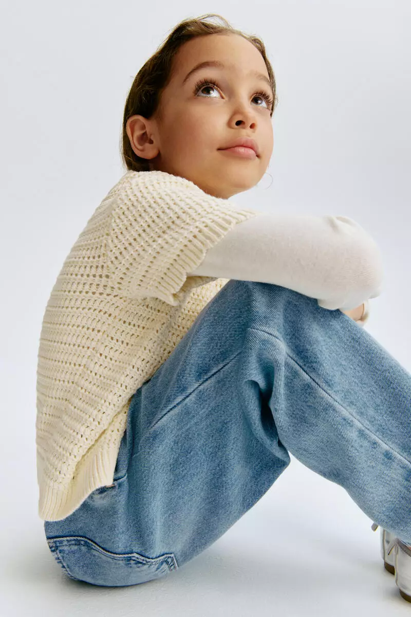 Relaxed paper bag jeans