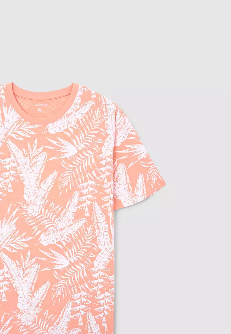 Man Short-Sleeved T-Shirt