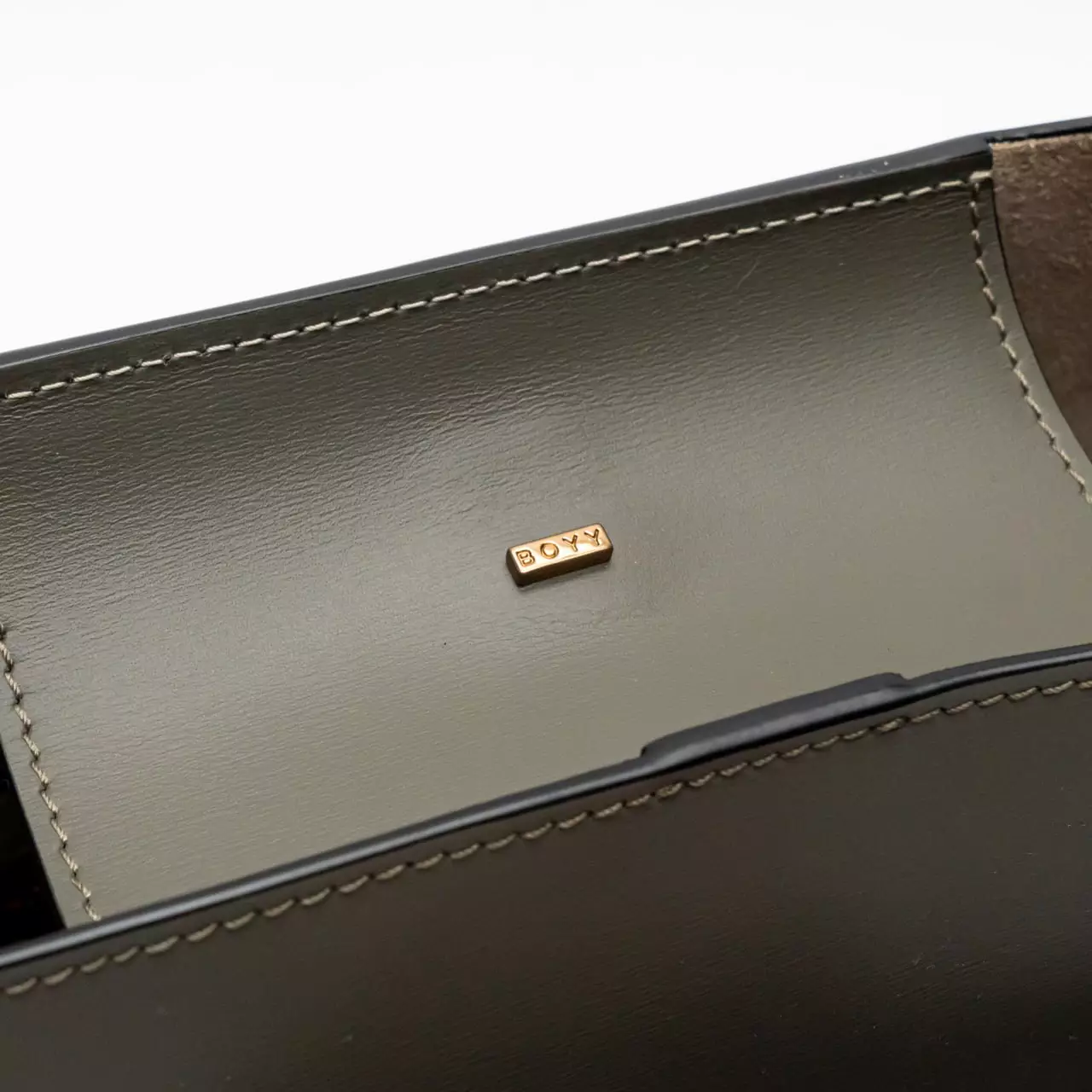 Devon 21 Metal Leather Buckle Handbag Kalamata