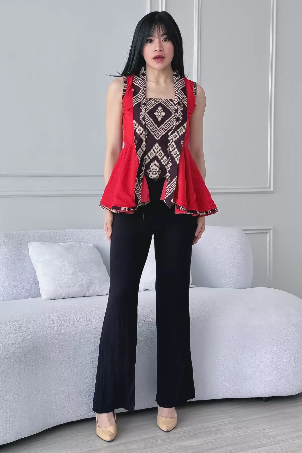 Asmara Juwita Sleeveless Ikat Merah Kebaya Kutubaru