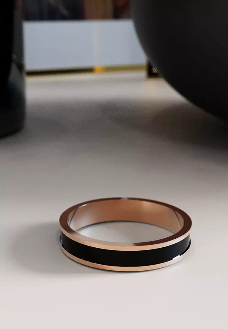 Ceres Timeless Ring Black Enamel Ring in Rose Gold