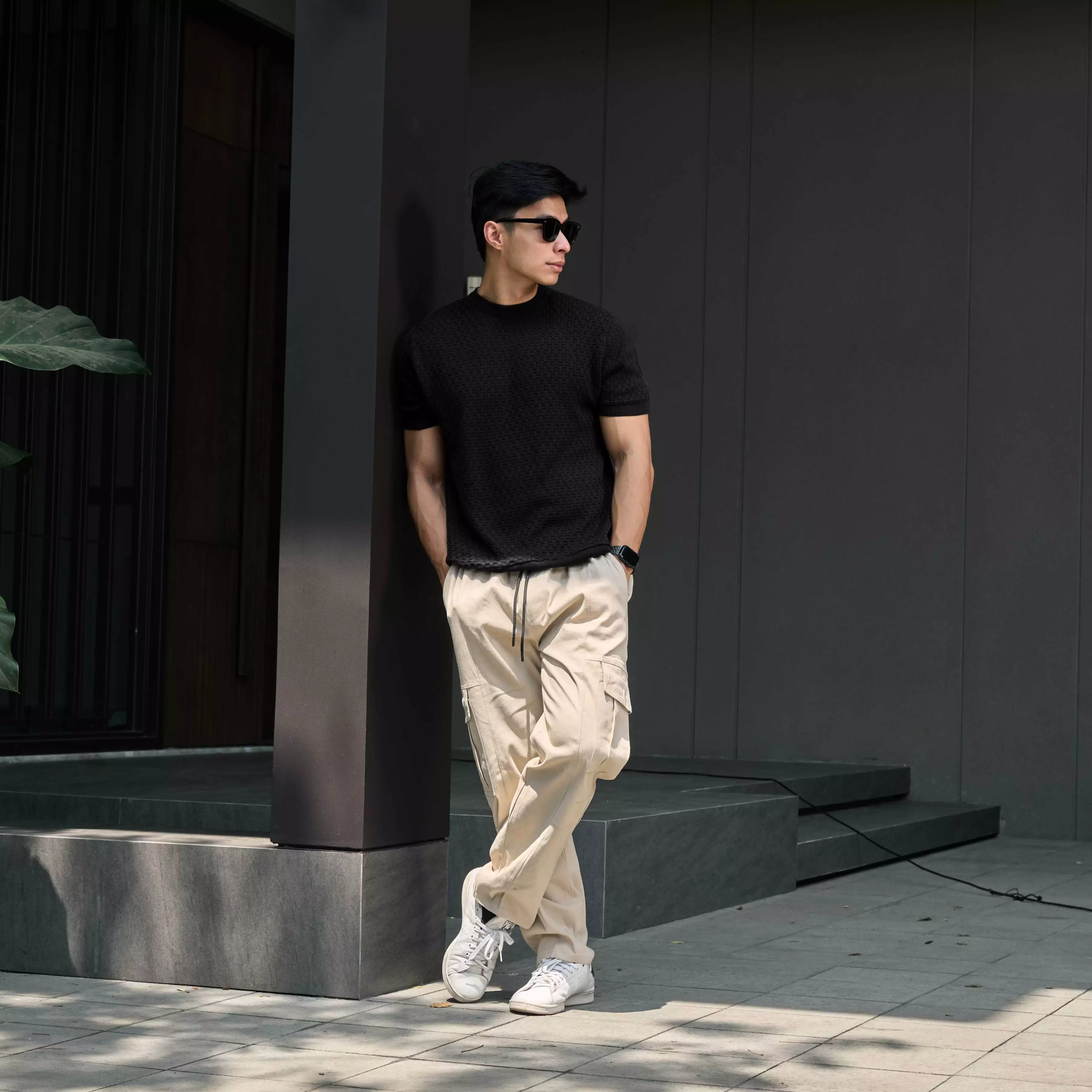 Kale Miller Black / Sweater Rajut Pria Lengan Pendek / Knitwear