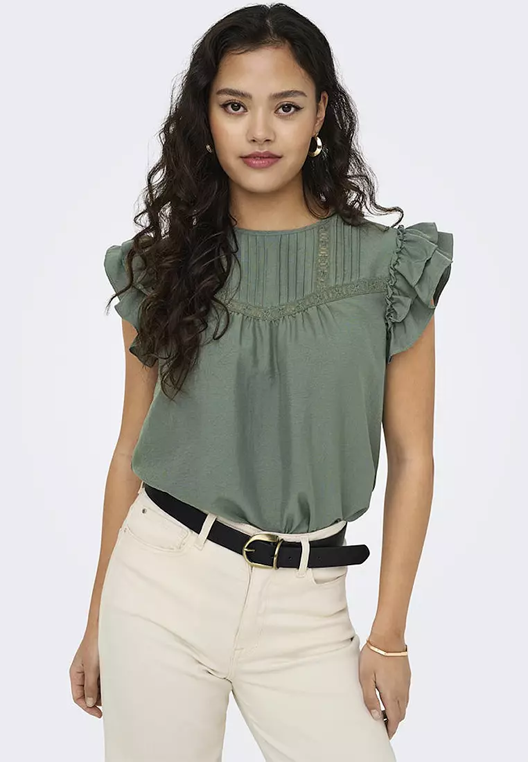 Sleeveless Woven Lace Top