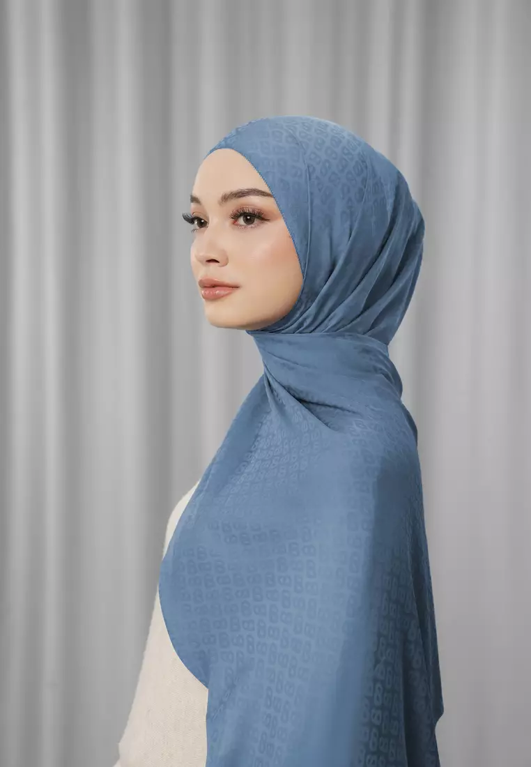 Tapis Satin Jacquard Shawl - Denim