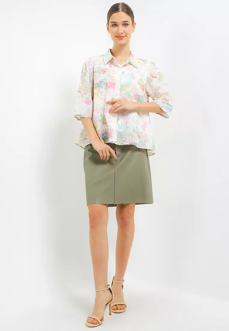 Flo Print Eyelet Hi Lo Shirt