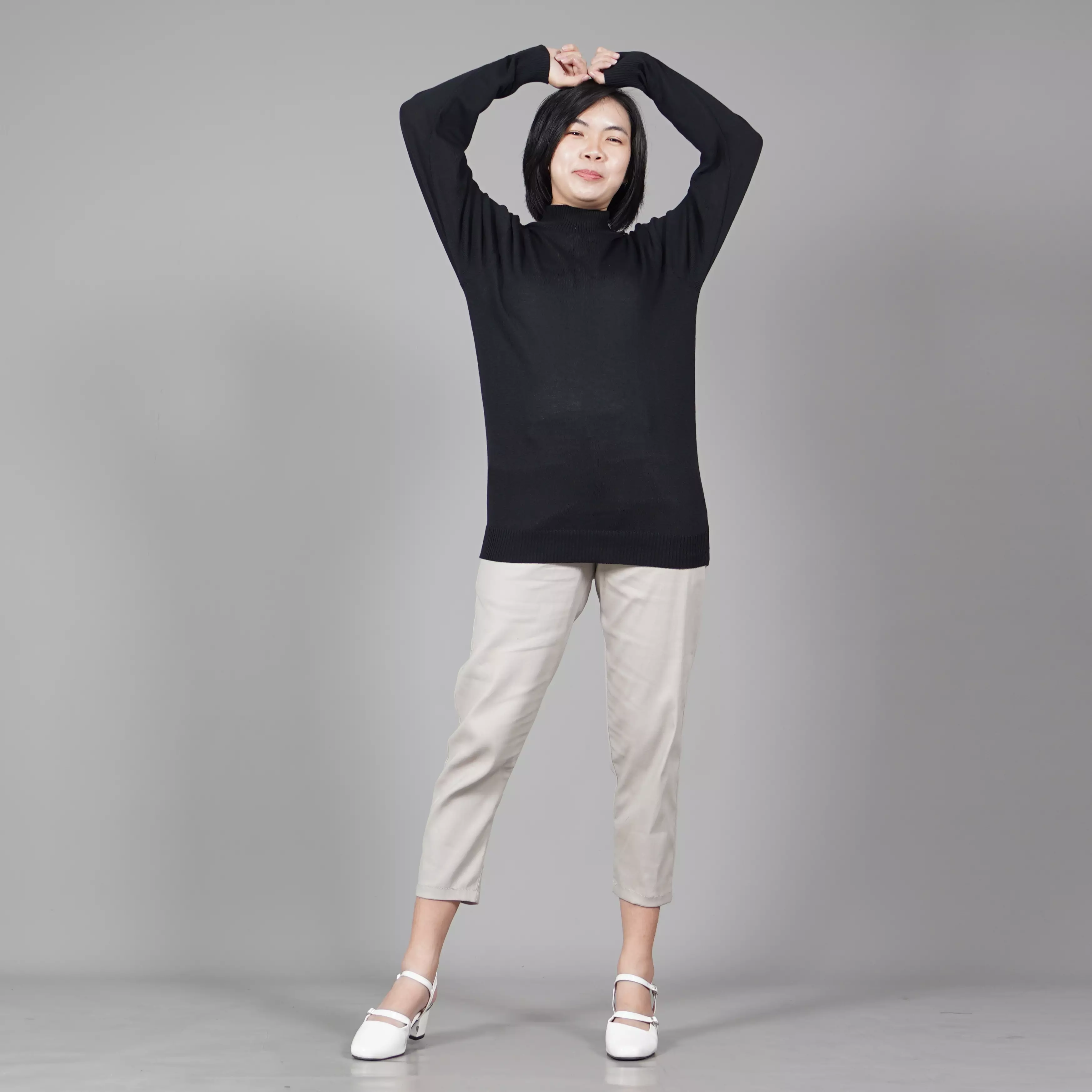  JEHOON Turtle Neck Wanita Knit Sweater Turtle Neck - HITAM