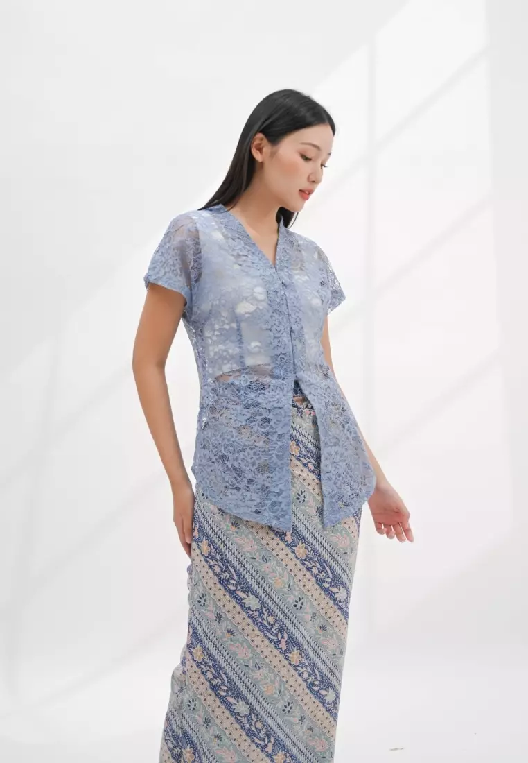 Arum kebaya blouse