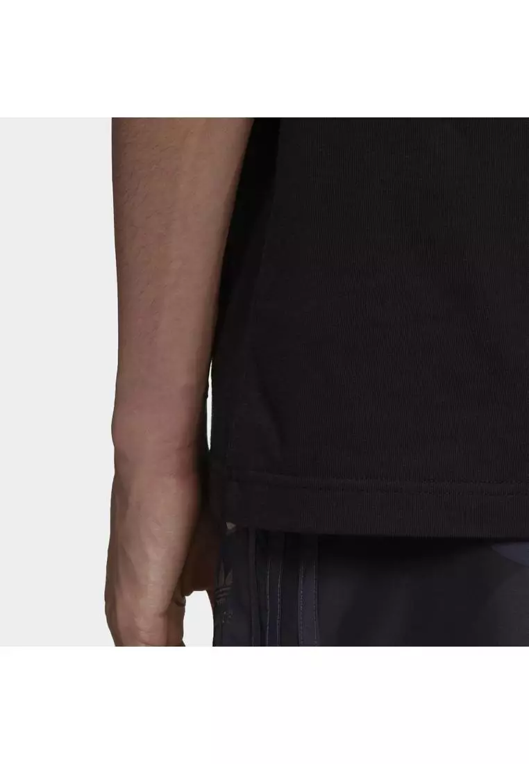 graphics camo infill tee