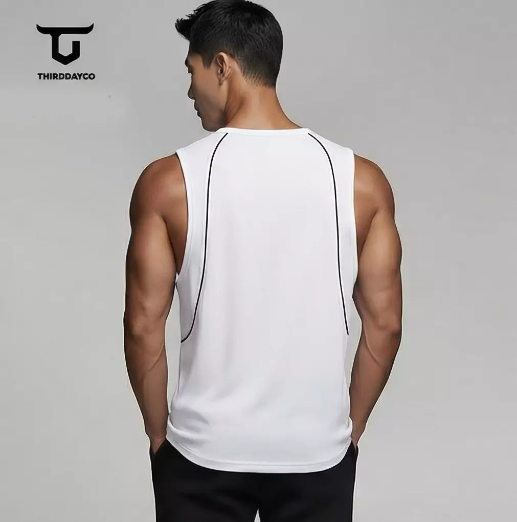 THIRDDAY Kaos Singlet Gym Pria Lekbong curvelines AirStretch - putih MTZ48