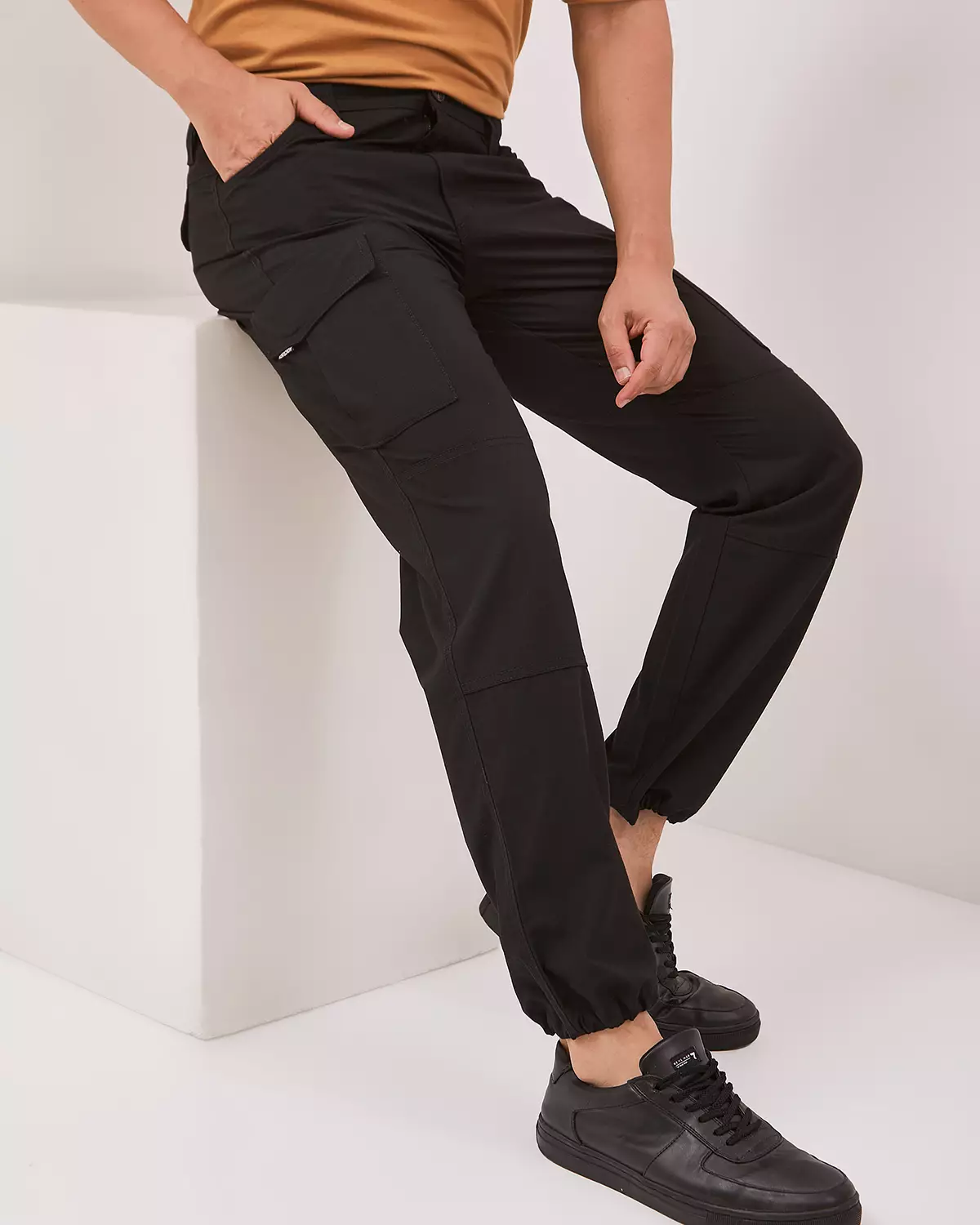 MEN'S BLACK CHINOS PANTS