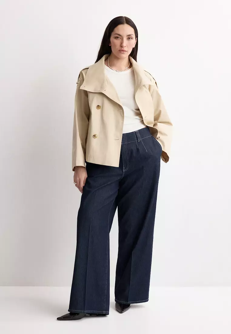 Wide Leg Mid-Rise Jeans