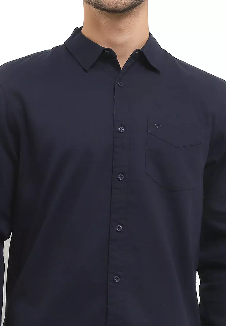 TRIPLE Kemeja Lengan Panjang Slim Fit Navy