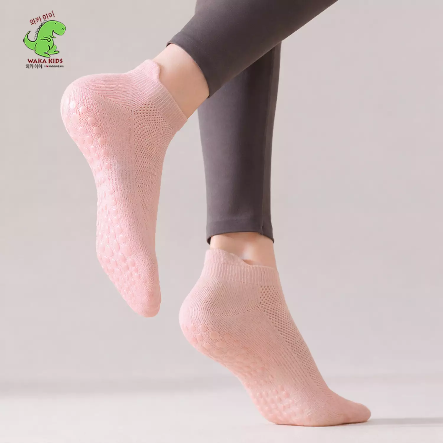 Wakakids Kaos Kaki Pendek Olahraga Wanita Anti Slip Sport Socks Yoga Pilates Senam Gym Venrz Pink