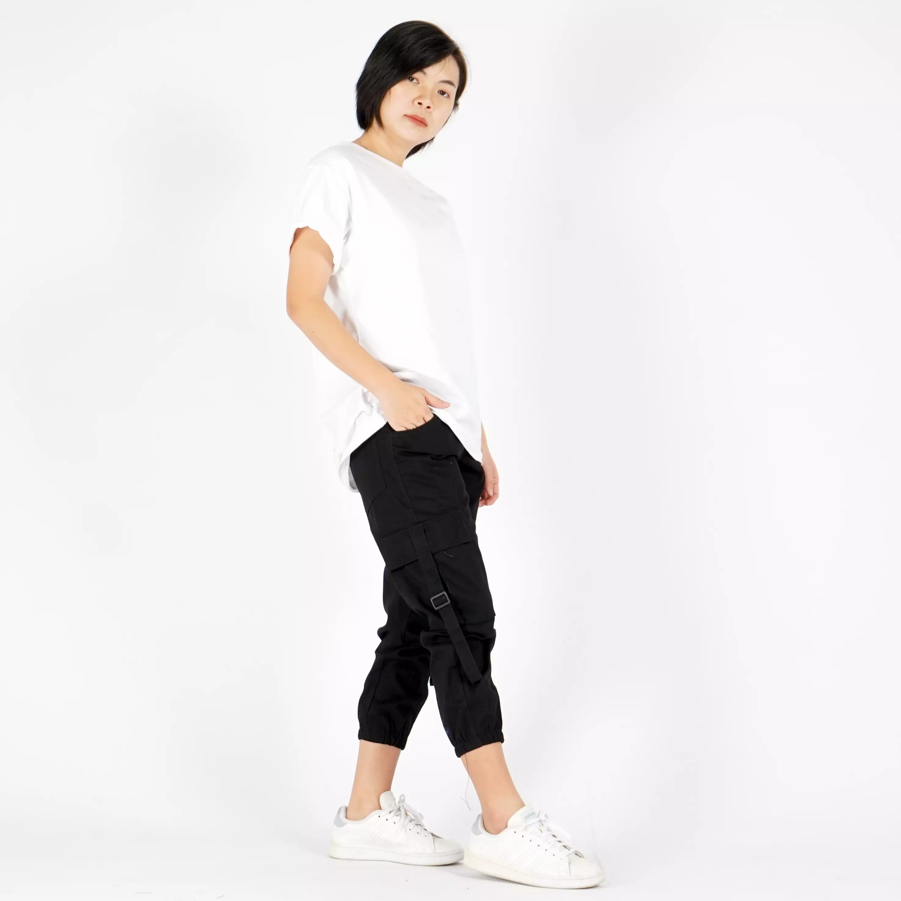 Fira Cargo Jogger Pants Celana Cargo Wanita 3/4 Cargo Joger Celana Ankle Wanita - HITAM