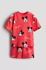 Red Medium