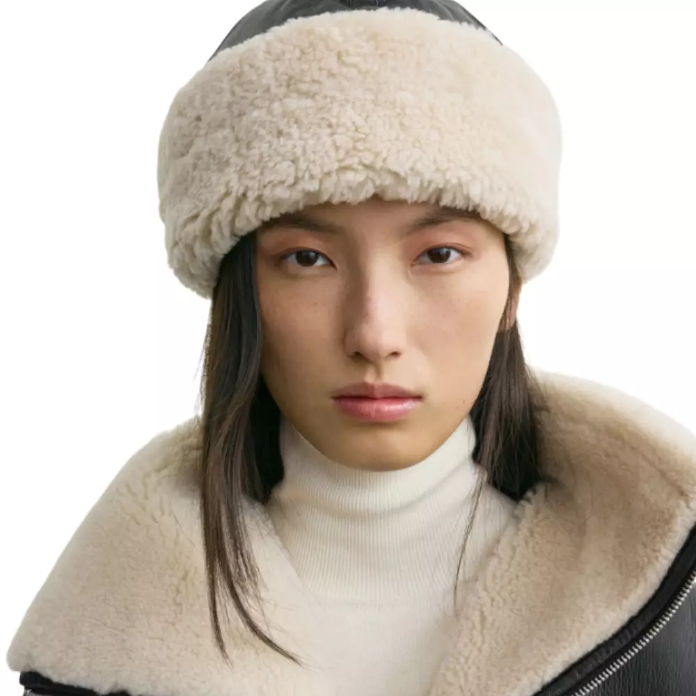 Shearling Winter Hat Black/Off White