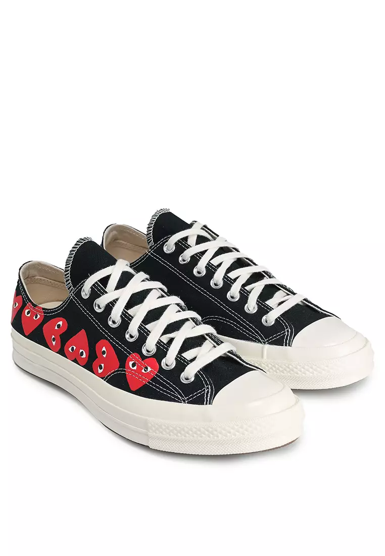 Chuck 70 Multi Heart Low-Top Sneakers (bl)