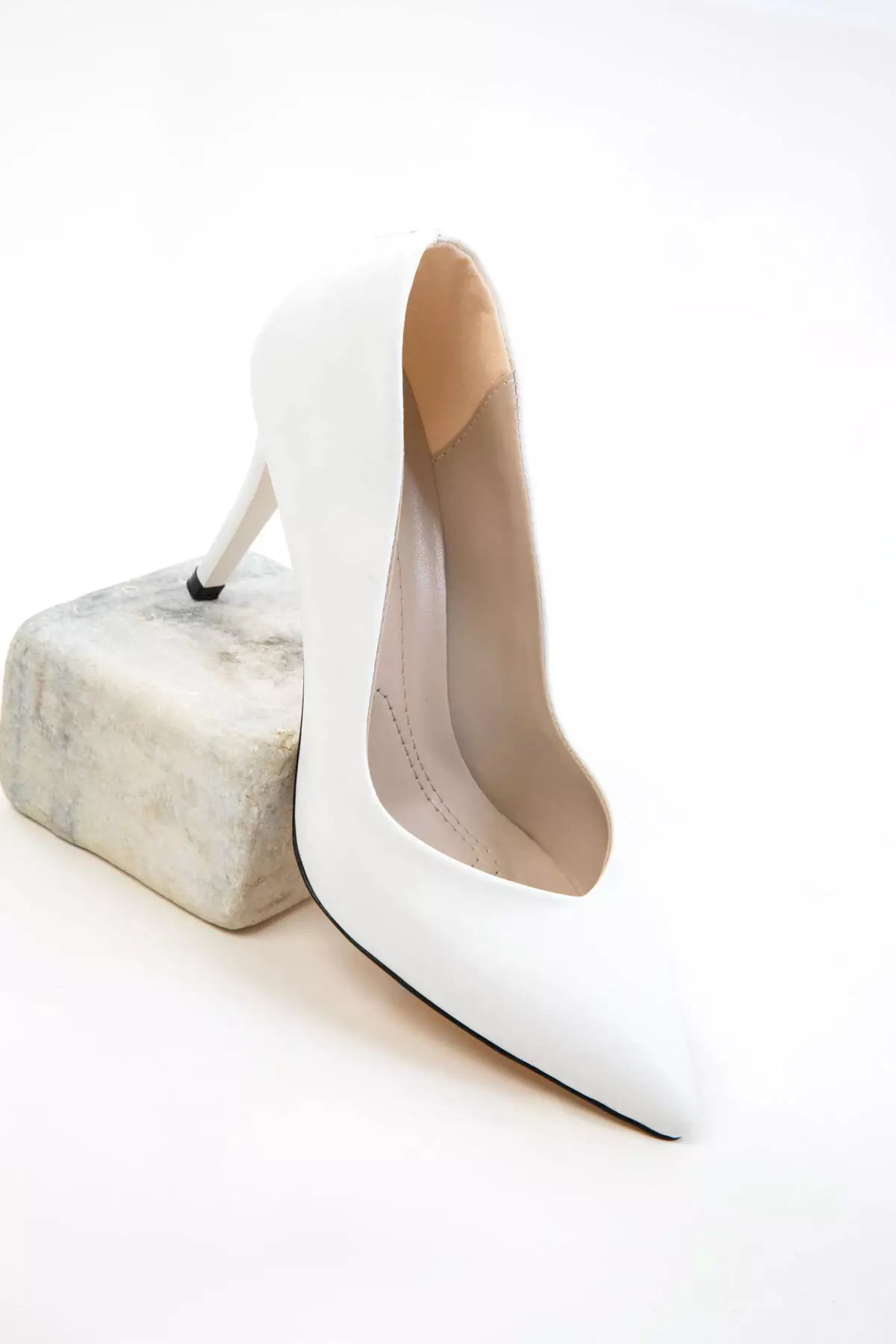 White Women's Classic Heeled Shoes 19549