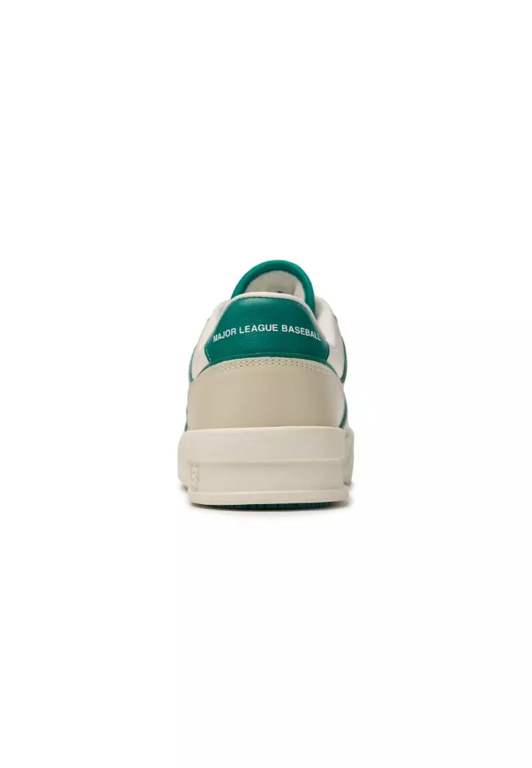 HOFER V2 CLEVELAND INDIANS