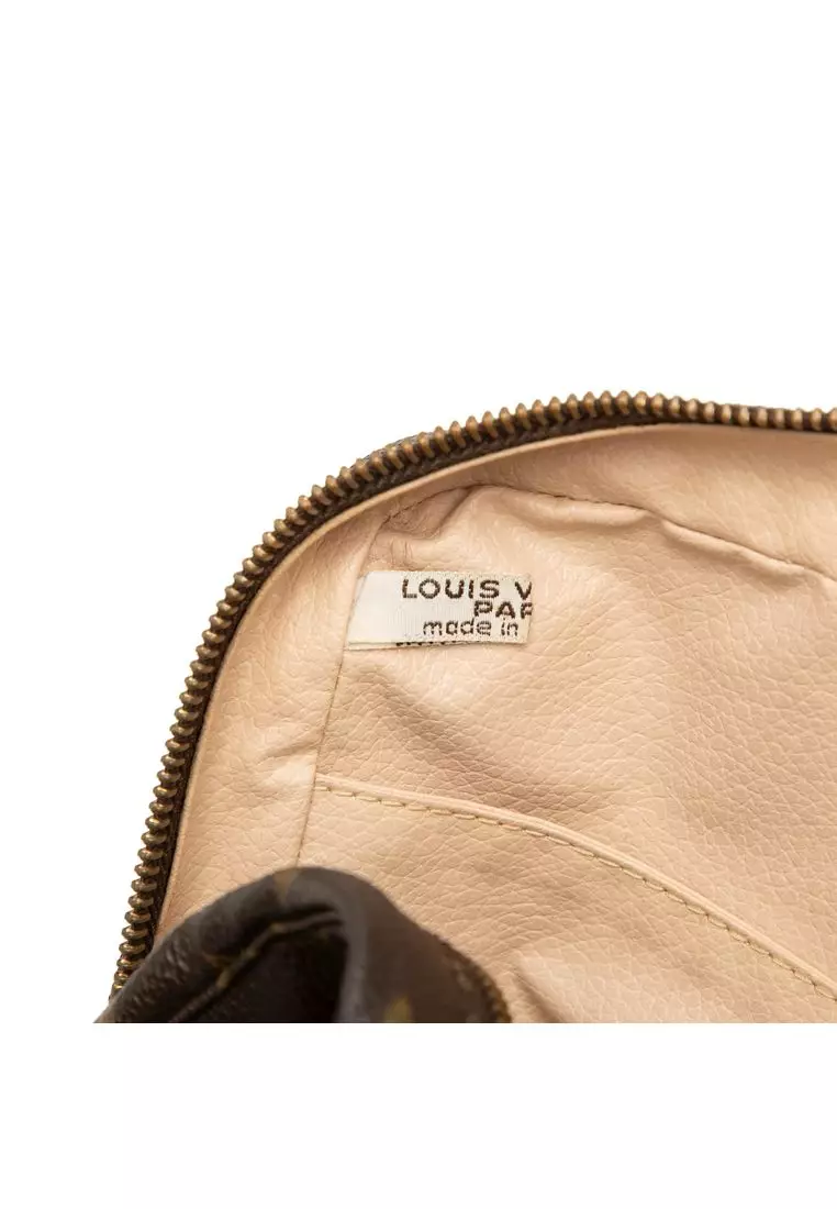 Pre-Loved Louis Vuitton Monogram Trousse Toilette 23