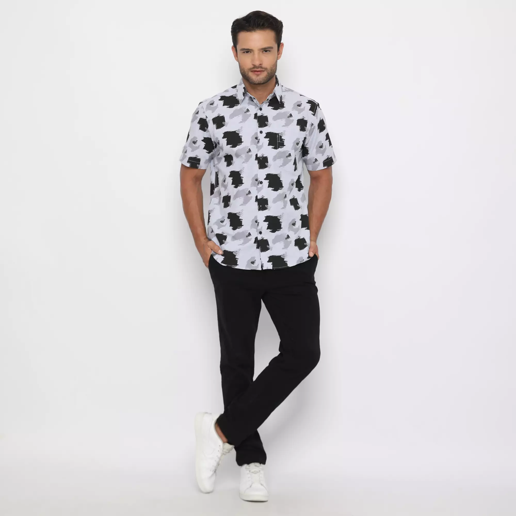 Platini Kemeja Motif Pria Lengan Pendek Katun Abu 73333