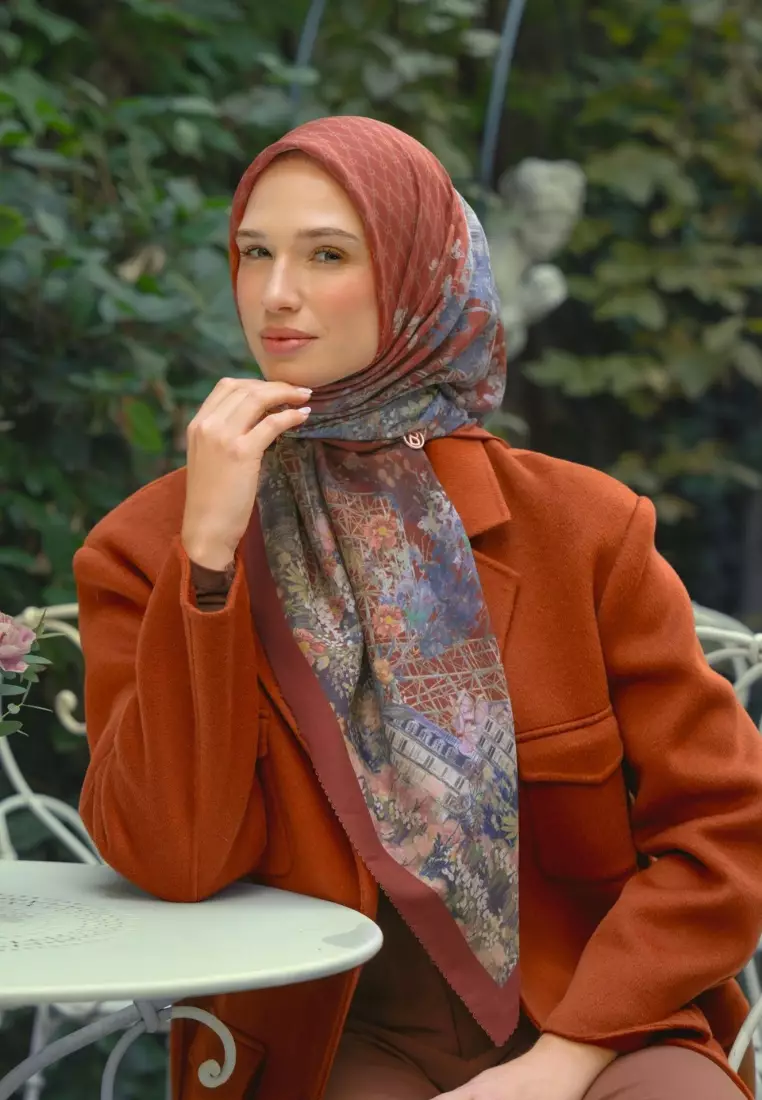 The Parisian 3.0 Voile Square - Caramel