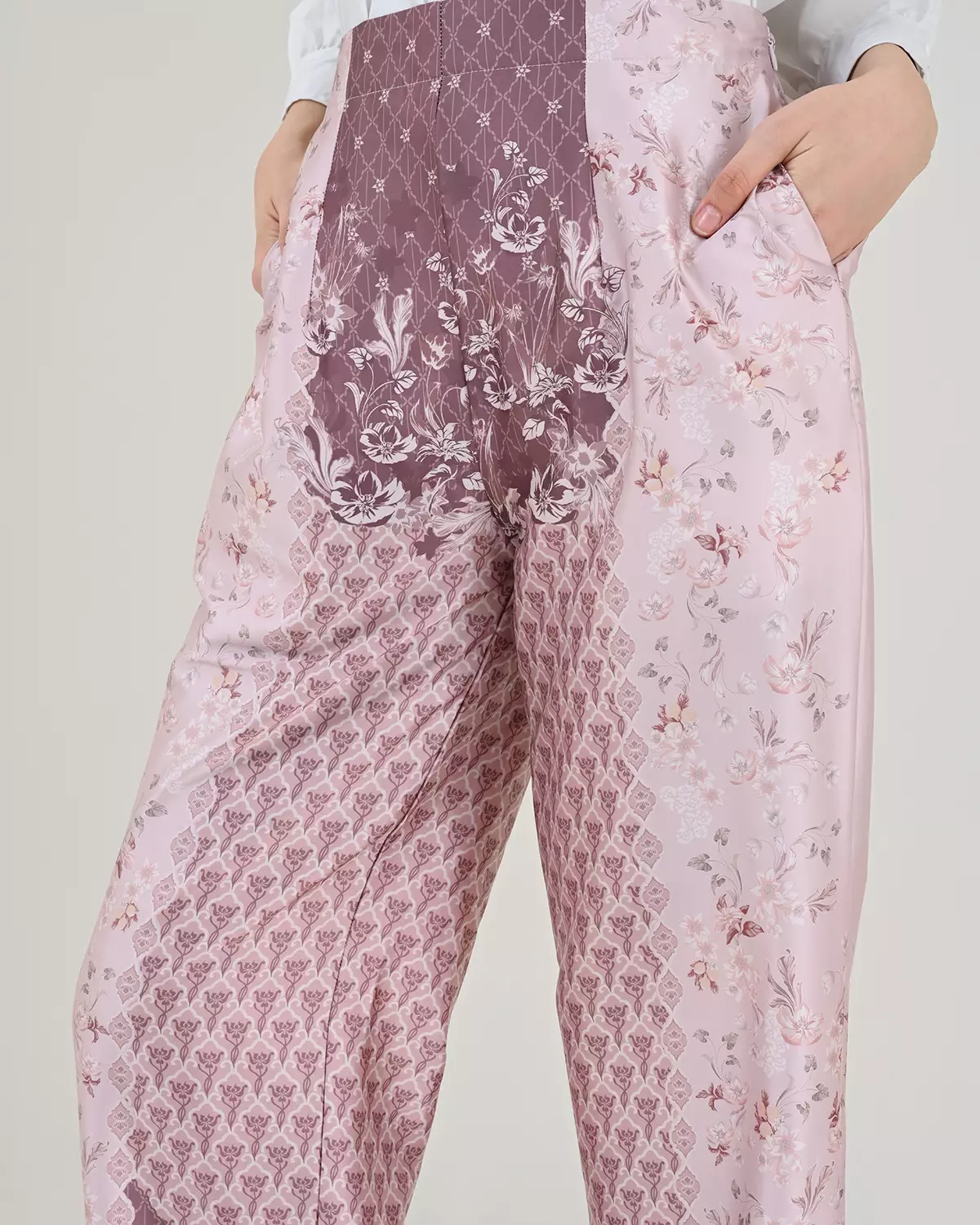 Geulis.id BELLADONNA PANTS - Burgundy