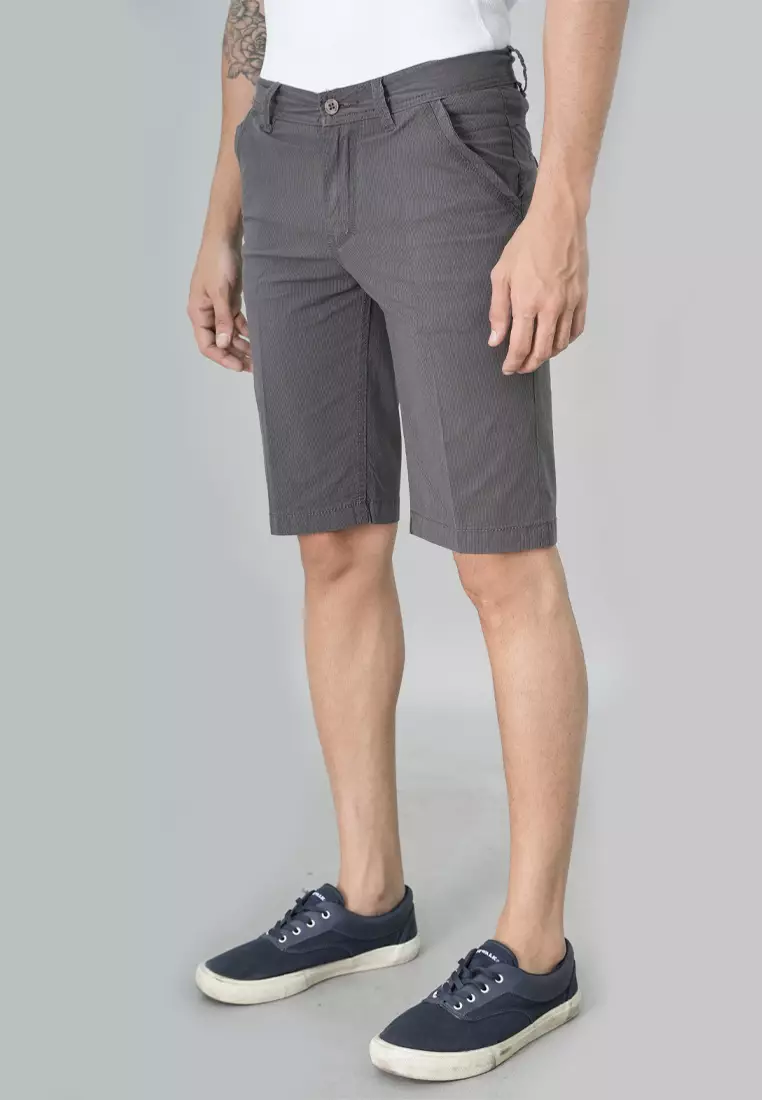LGS - Celana Pendek Chinos Pria Warna Abu-Abu CSS.344.S056.003.C