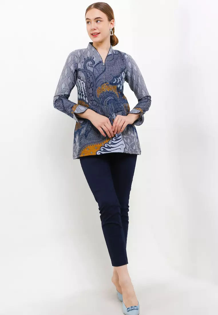 Blouse Batik Sakra Biru Premium Slimfit Elegant