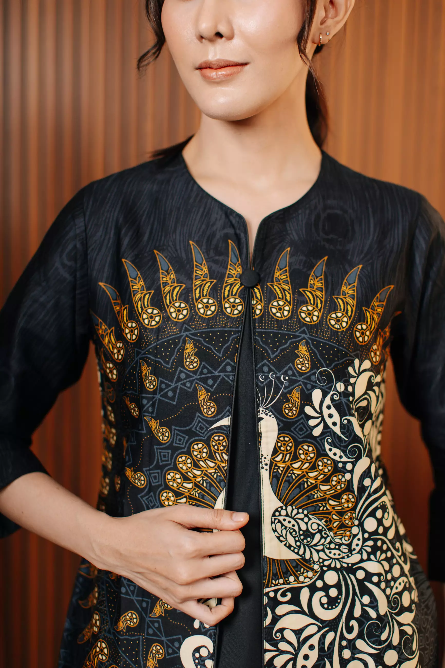 Adyatma Kalandra Blouse Batik Wanita Katun