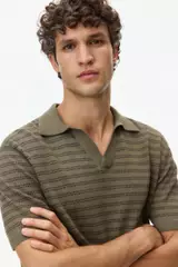 Khaki green Dark