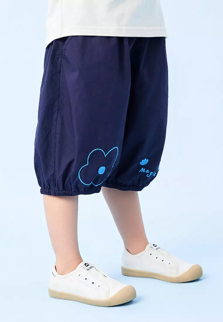 Mid Length Elastic Hem Shorts With Graphic Design