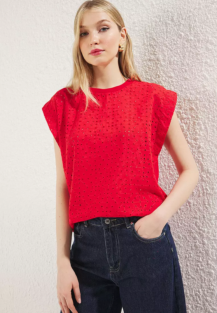 Red Brode Detail Relaxed Pattern Knitted T-Shirt
