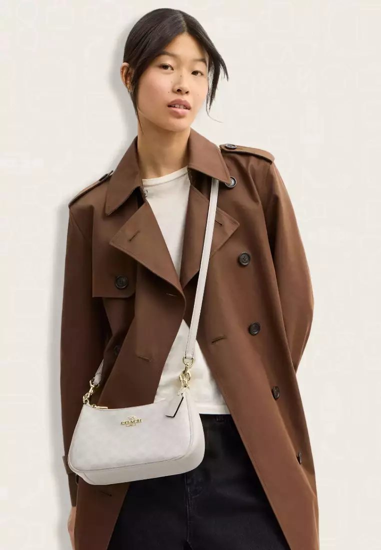Coach Teri Shoulder Bag In Signature Canvas Chalk
