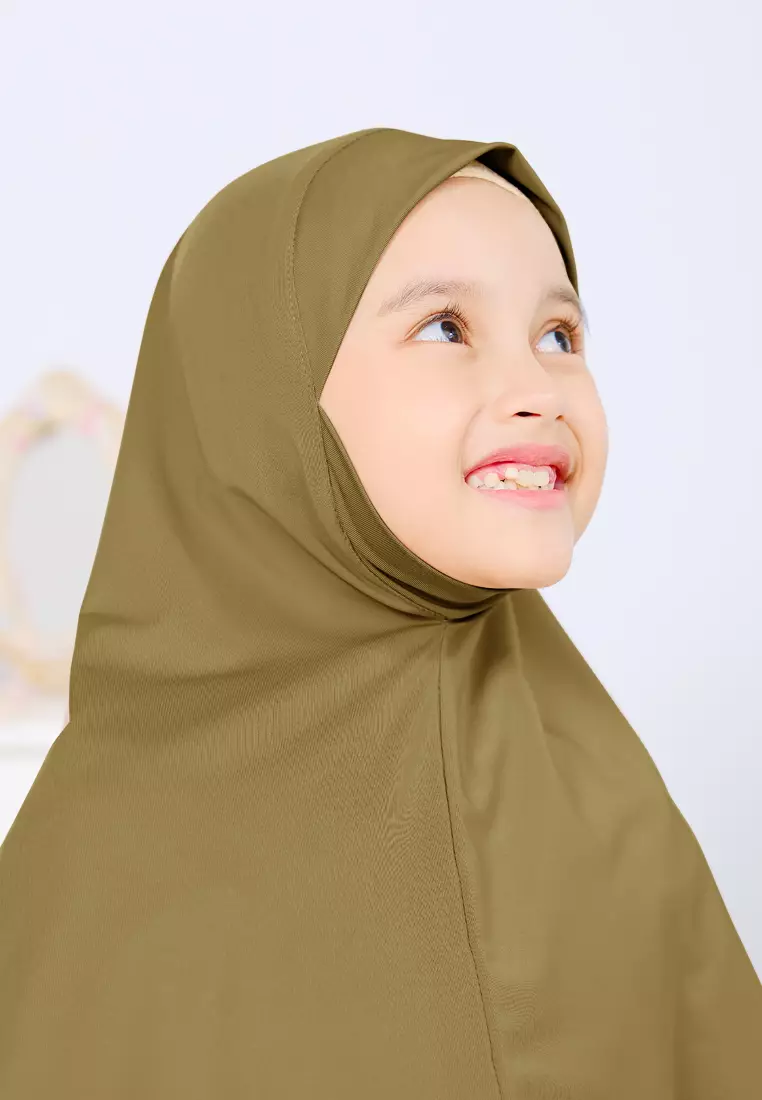 Cotton Bee - Jennaira Bergo Dagu | Hijab Instan Anak Non Pad - S