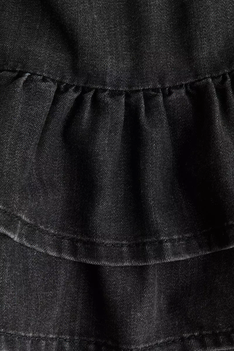 Tiered denim skirt