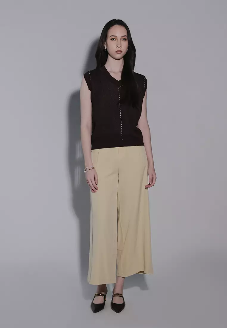 Holiday 2025 Izaya Sleeveless Top