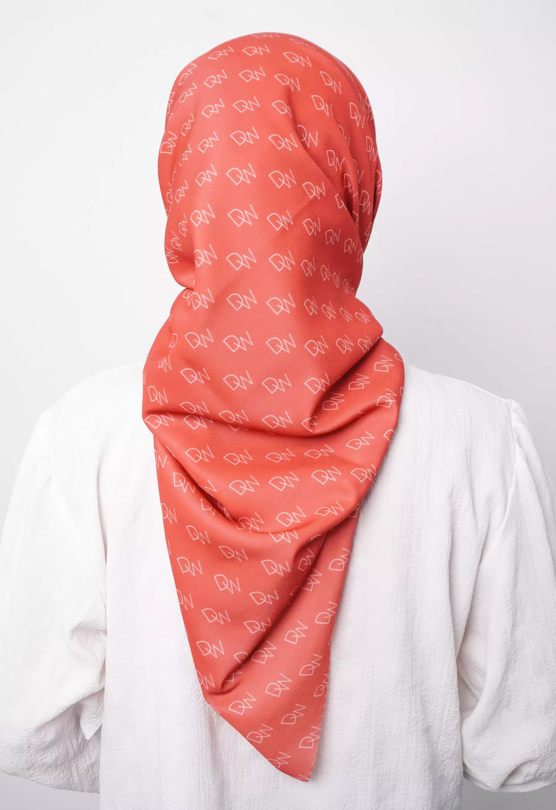 WK061 Kerudung Segi Empat Warna Apricot Motif Premium Anti Mleyot Anti Kusut Anti Lecek Apricot