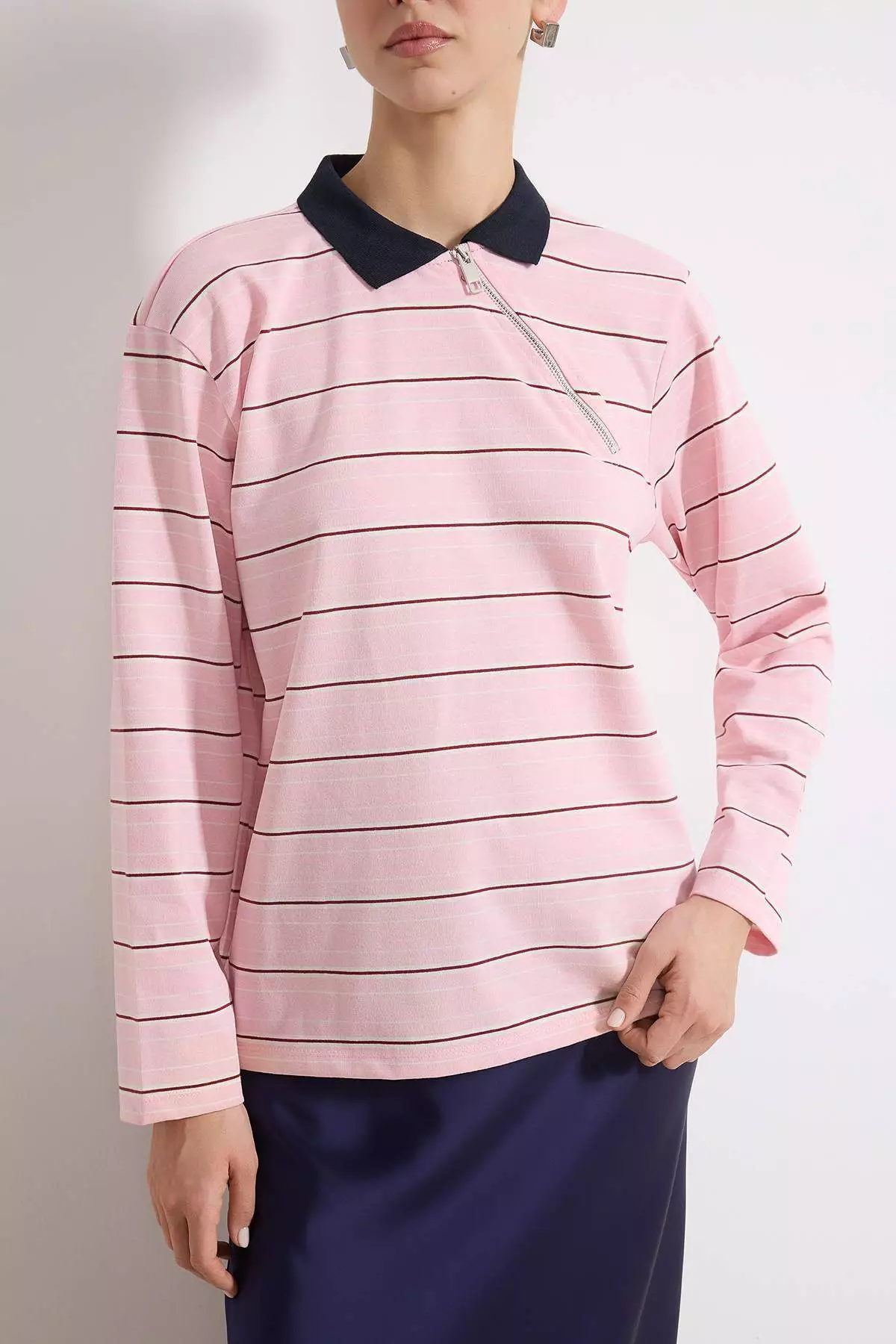 Pink Striped Regular/Normal Fit Polo Neck Zipper Tok 1% Cotton Knitted T-Shirt Twoss26Ts33
