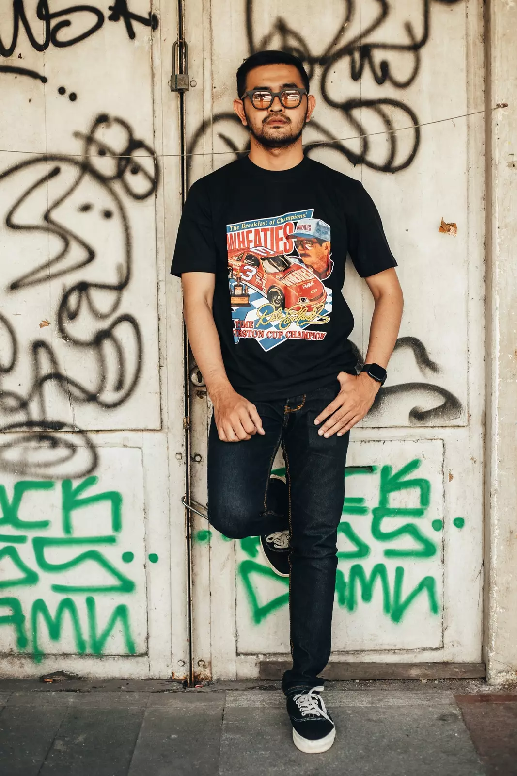 Ossu Dale Earndhardt Champion Nascar Tshirt