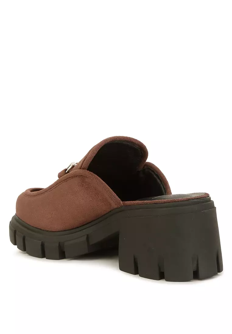 Sepatu Loafer Slip On Beludru Coklat