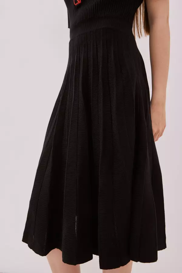 MINIMAL - Carina - Dress Rajut Lipit - Black Colour Black
