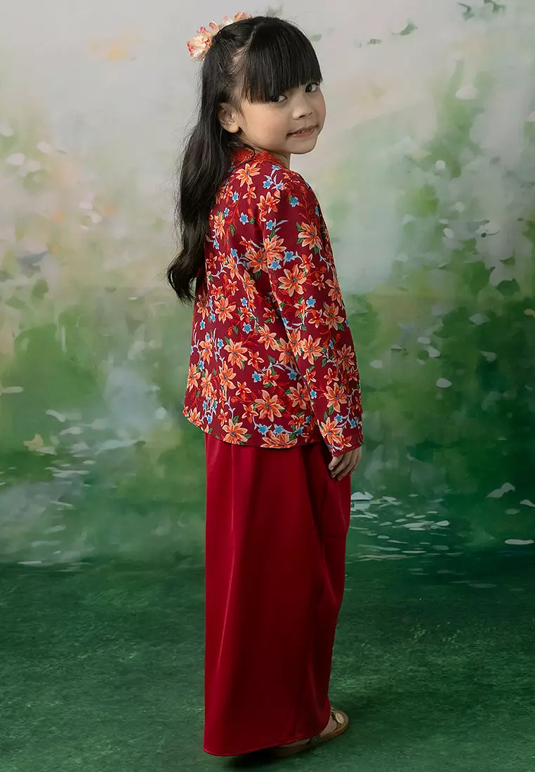 Naqiyah Kebaya Set