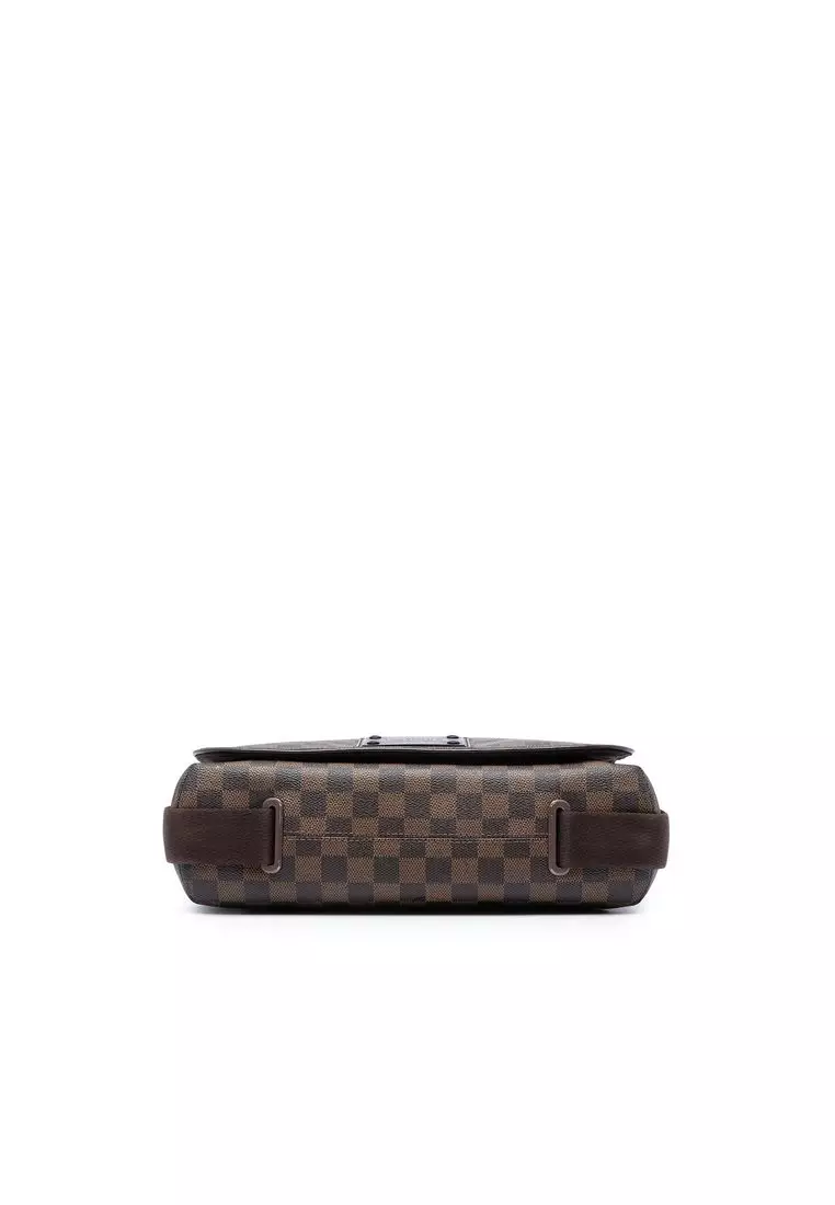 Pre-Loved Louis Vuitton Damier Ebene Brooklyn Mm