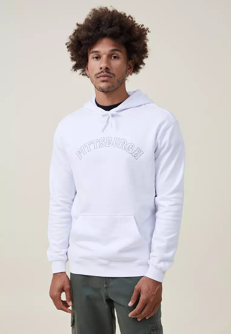 Graphic Fleece Pullover