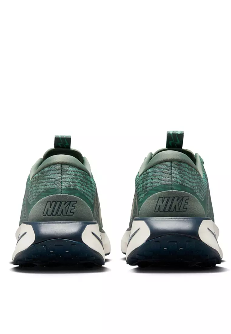 Motiva Walking Shoes