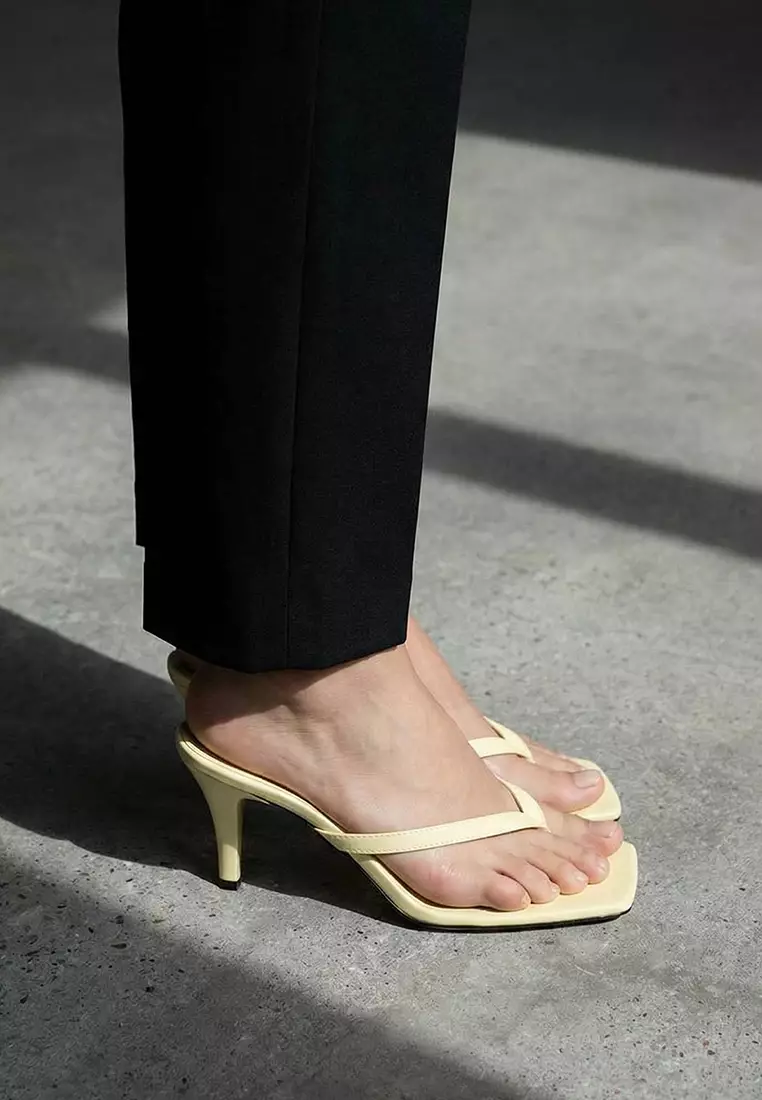 Square Toe Flip Flops 8.5cm Thin Heeled Sandals
