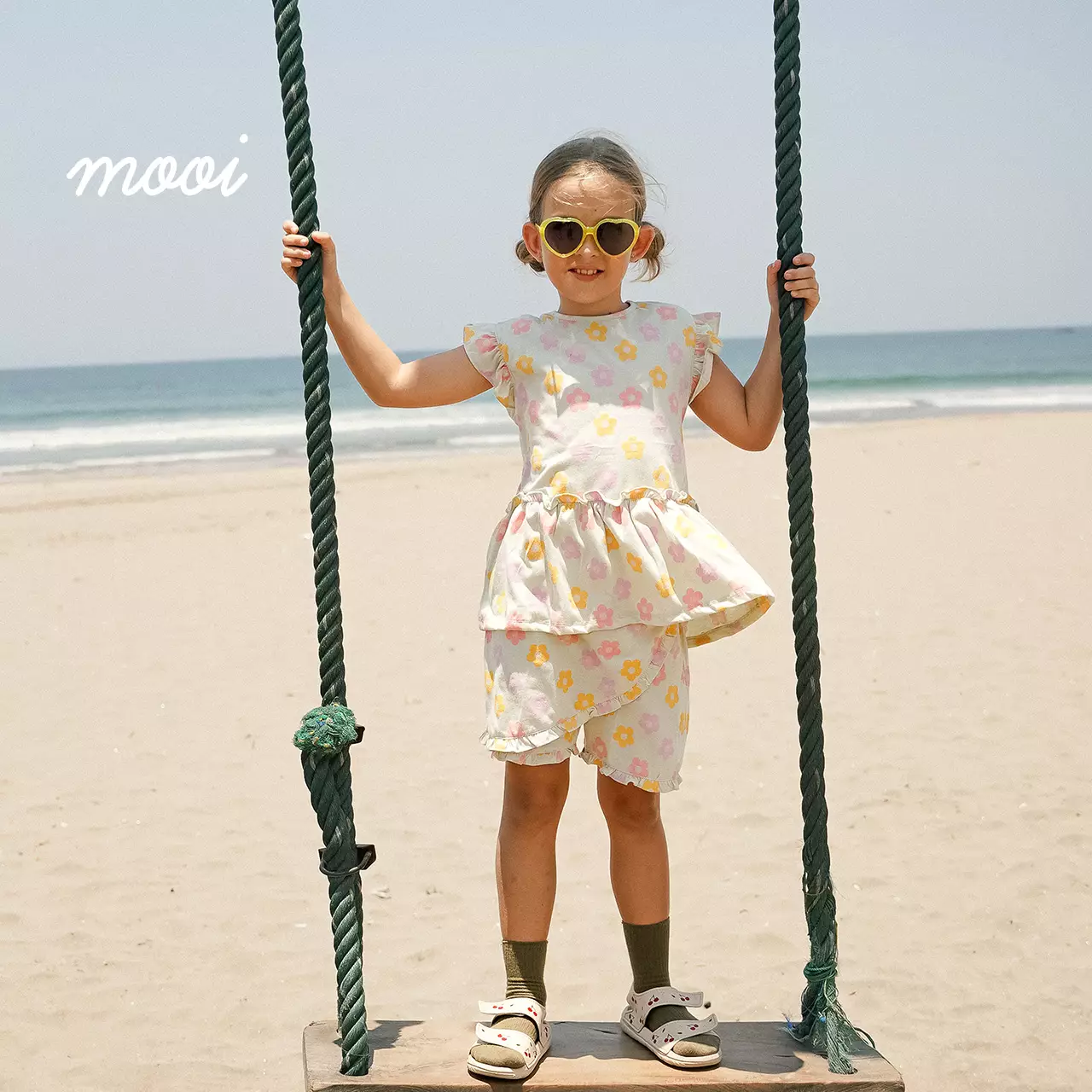 Mooi Atasan Anak Perempuan Minji Ruffle Top - Sage Green