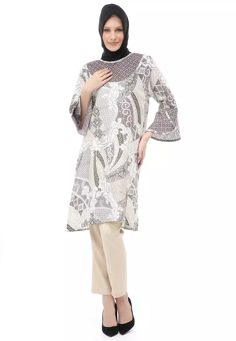 Tunik Batik Motif Sekar Jagat Atasan Wanita Muslimah - Grey